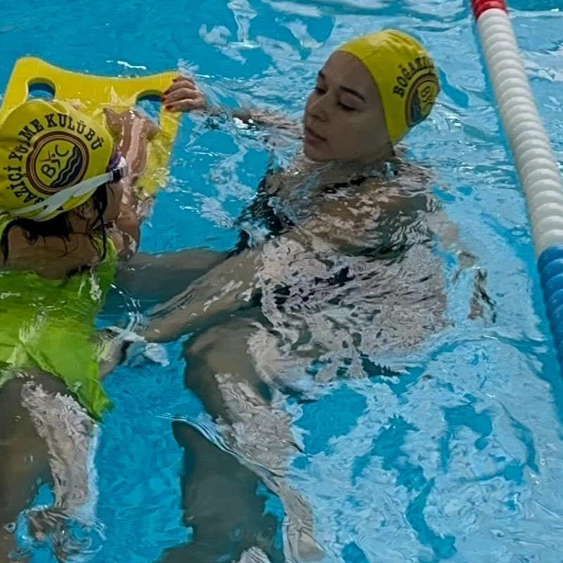 Beylikdüzü Özel Yüzme Kursu